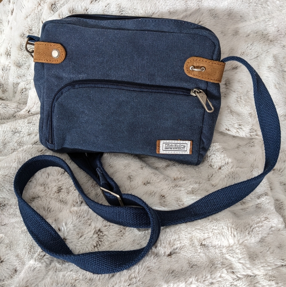 Travelon Antitheft crossbody bag